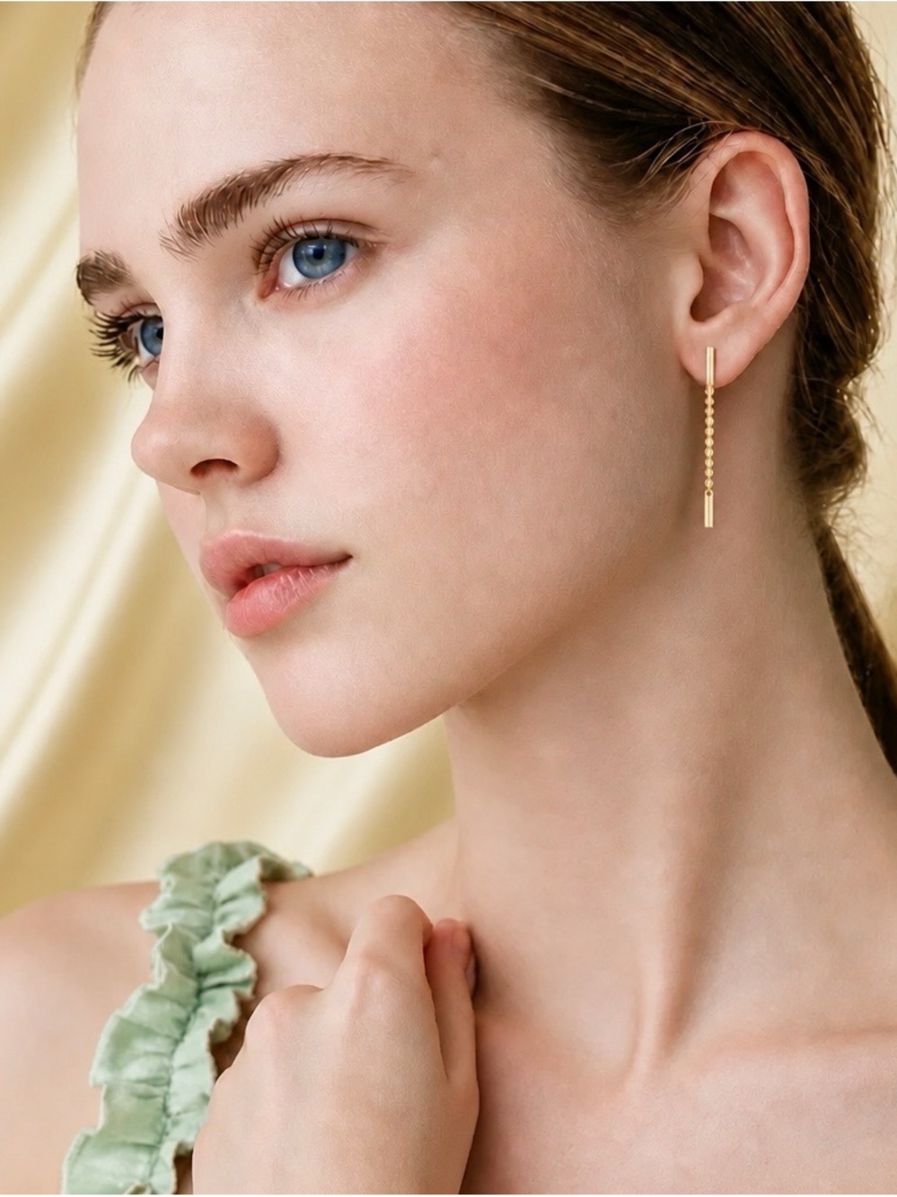 Bony Levy 14k Yellow Gold Florentine Drop Earrings. Handmade in Italy. Brand new
